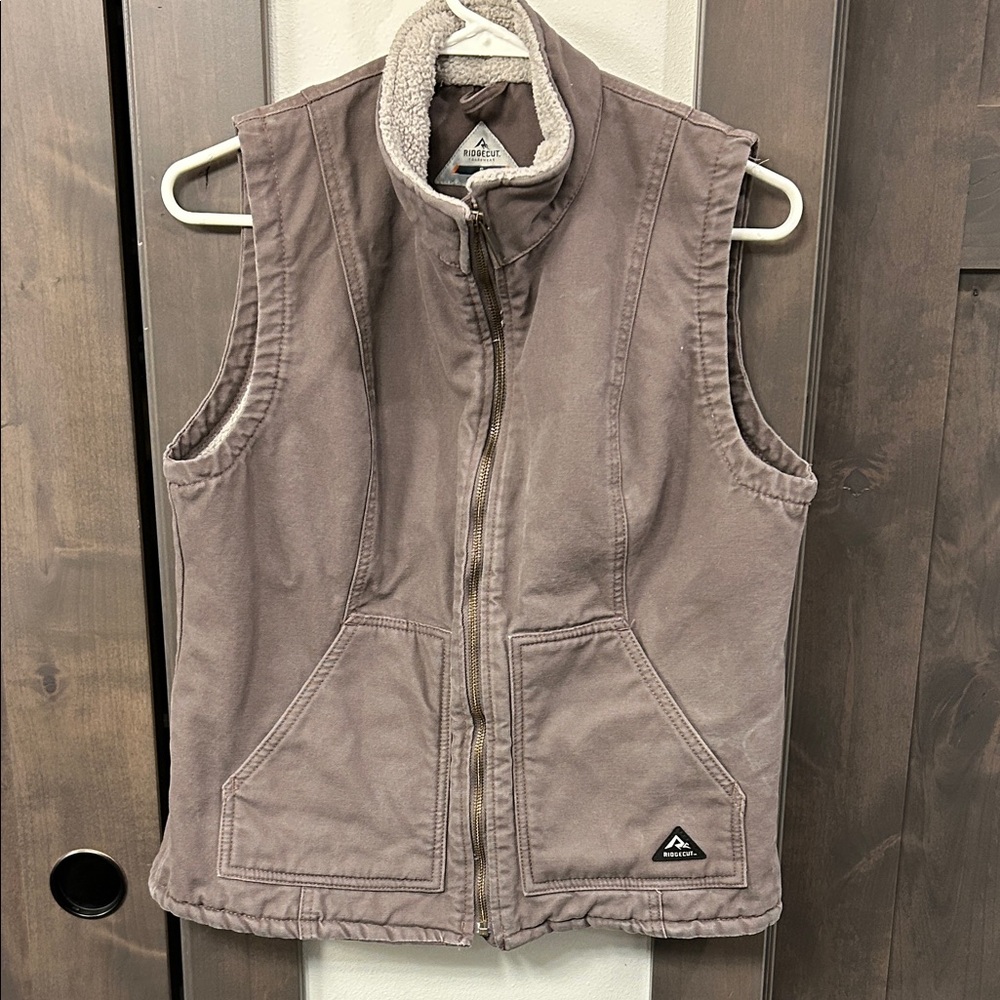 Ridgecut Toughwear Duck Vest Canvas Sherpa Lined Gray Women’s Small gently worn